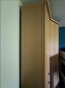 Abbildung: Eckschrank