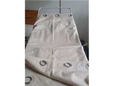 Abbildung: Übergardinen-Set aus Baumwolle (2 x 140x280 cm)