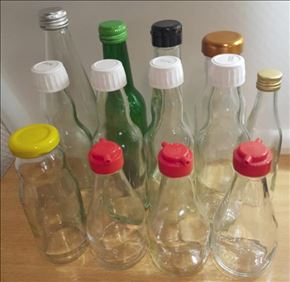 Abbildung: 18 leere Flaschen mit Deckel,gereinigt Einmachen,einkochen