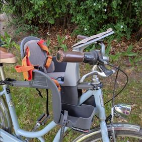 Abbildung: Fahrradsitz WeeRide SafeFront