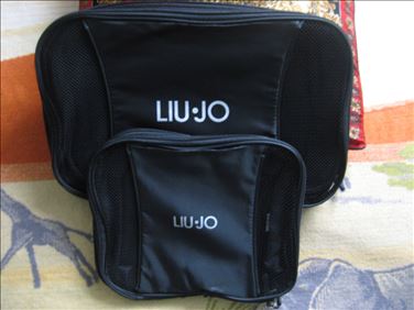 Abbildung: 2-teiliges Taschen-Set, einmal benutzt, LIU-JO