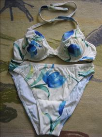 Abbildung: hochwertiger Bikini Gr. 36, wenig getragen