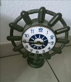 Abbildung: Art-Uhr( D:24cm / H:28cm).Stahl.Voll Funktionsfähig.