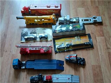 Abbildung: Spielzeugauto Laster 