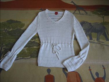 Abbildung: Esprit Pullover Gr. 34/36, wenig getragen