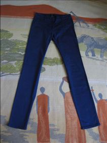 Abbildung: Stretch-Hose von H und M Gr. 34