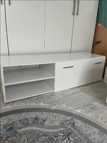 Abbildung: TV Kommode 