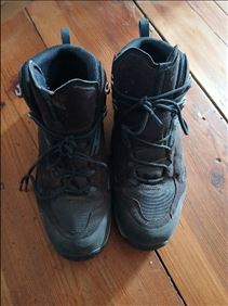 Abbildung: Wanderschuhe