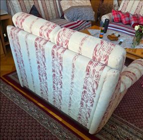 Abbildung: Couchgarnitur,  dreiteilig