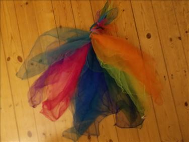 Abbildung: Tausche 12 kunterbunte Chiffontücher je 65x65 cm