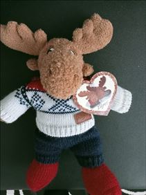 Abbildung: Neu/unbenutzt. Kuscheltier Elch Edgar mit Kleidung