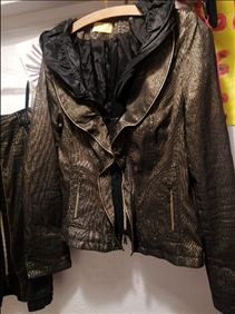 Abbildung: Kostüm Jacke und Rock braun glitzer gr 38