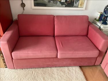 Abbildung: Zwei Sofas zu verschenken