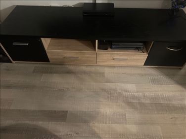 Abbildung: Lowboard/ TV- Board