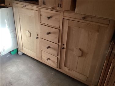 Abbildung: Schöner alter Schrank zu verschenken