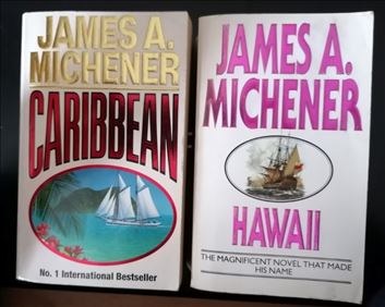 Abbildung: Englische Bücher von James A. Michener