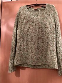 Abbildung: Strick Pulli grün gemuschelt