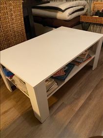 Abbildung: Couchtisch 