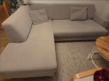 Abbildung: Ecksofa mit Stauraum