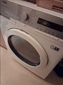 Abbildung: Wäschetrockner AEG