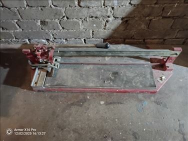 Abbildung: Profi-Fliesenschneider