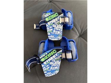 Abbildung: Schuhaufsätze zum Rollern