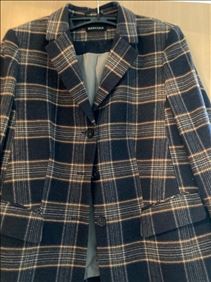 Abbildung: Hochwertiger kurz Blazer Gr 44