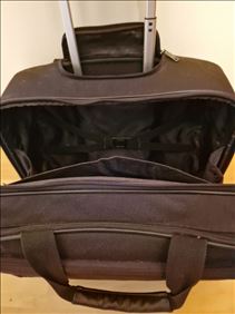 Abbildung: Roll- Pilotenkofer 