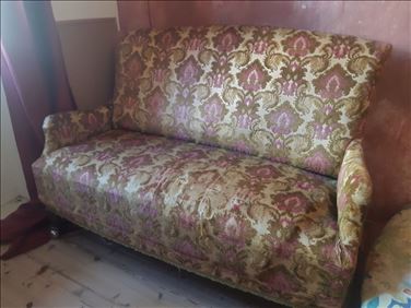 Abbildung: Sofa im Retro-Stil