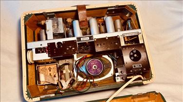 Abbildung: Suche Transistor Radio, Taschen Radio, Uhren Radio