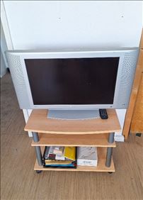 Abbildung: TV Bank zu verschenken