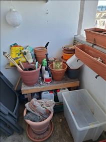 Abbildung: Blumenkästen zu verschenken