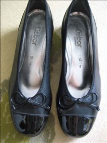 Abbildung: Lederschuhe  Gr. 4 Gabor, nicht getragen, neuwertig