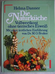 Abbildung: dickeres Buch Die Naturküche