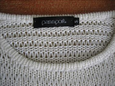Abbildung: Pullover Gr. 36, Passport