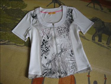 Abbildung: Stretch-Shirt Gr. 40/42 BiBA