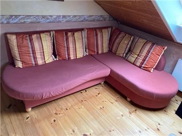 Abbildung: Eck-Schlafcouch 