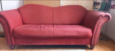 Abbildung: Chaiselongue - Couch/Sofa in rot