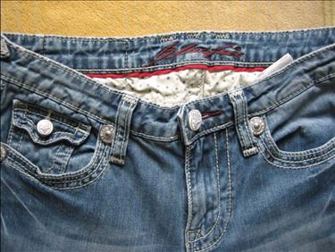 Abbildung: Jeans Gr. 34 Blue fire