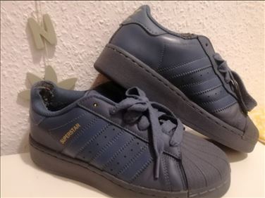 Abbildung: Adidas Schuhe blau Gr. 38 gern u. Oft getragen