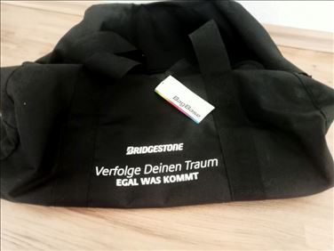 Abbildung: Neu/unbenutzt.Reise/Sporttasche:57/28/27