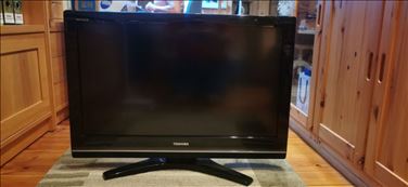 Abbildung: 32 Zoll HD - TV Toshiba 32XV635D schwarz