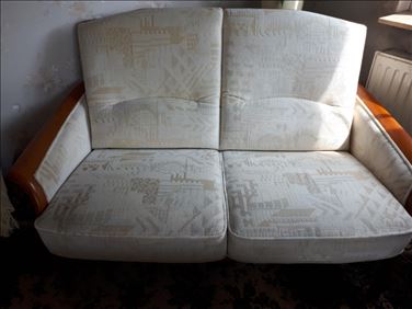 Abbildung: 2-Sitzer und Sessel Chippendale