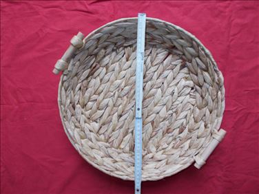Abbildung: Schöner großer Korb Durchmesser 38 cm, Höhe 6 cm
