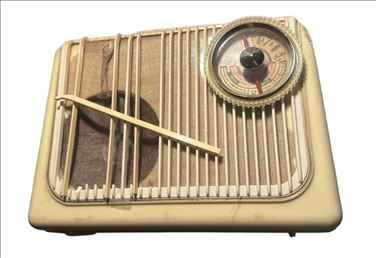Abbildung: Suche alte Kofferradios