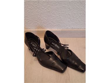 Abbildung: Pumps Gr 36 