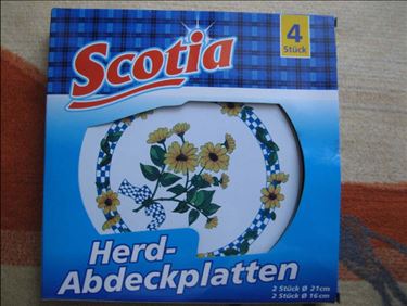 Abbildung: diverse Artikel, teils unbenutzt