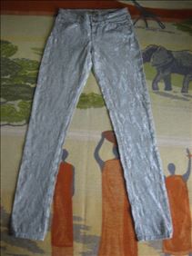 Abbildung: Stretch-Hose, Jeans Guess Starlet Gr. 27,nicht getragen