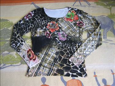 Abbildung: Stretch-Pullover Gr. S, Boutique Italien