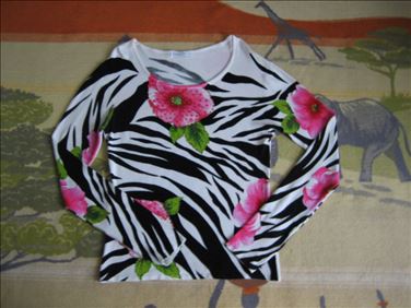 Abbildung: Designer Stretch-Pullover Gr. S, KRISS,wenig getragen